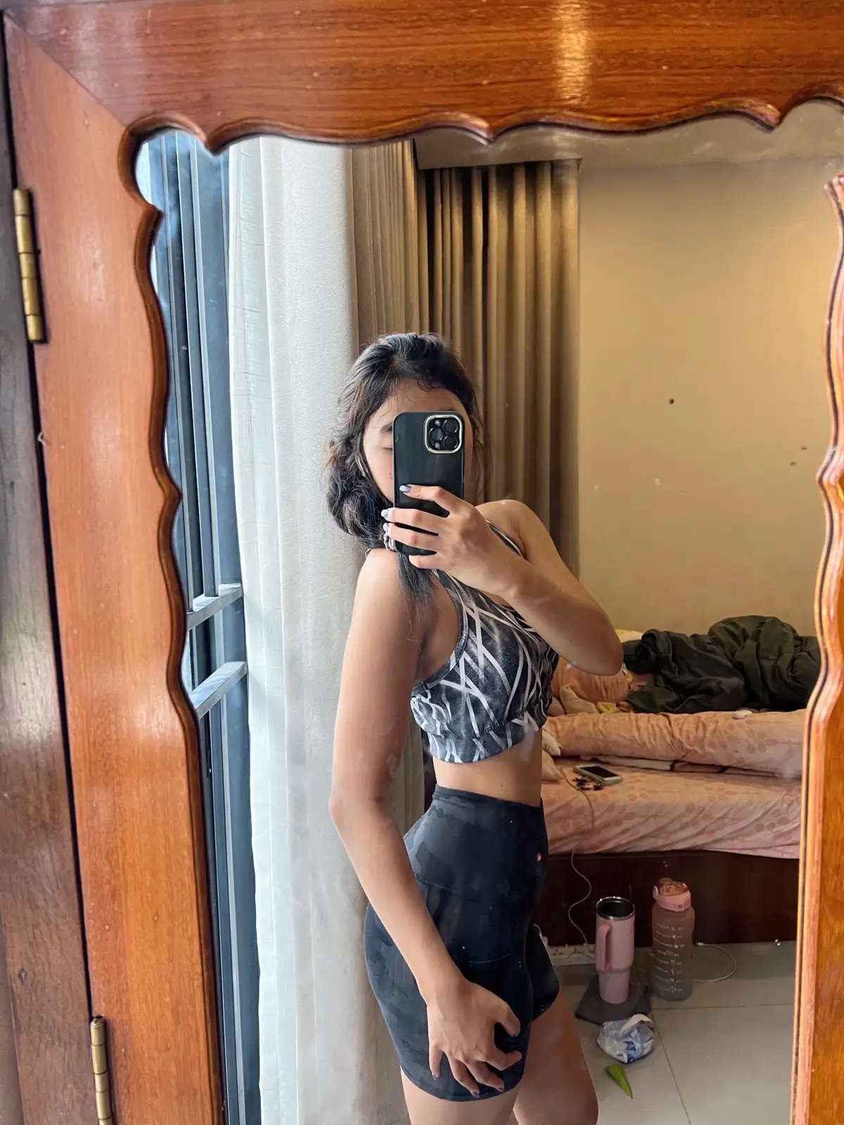 🧎🏻‍♀️🧎🏻‍♀️