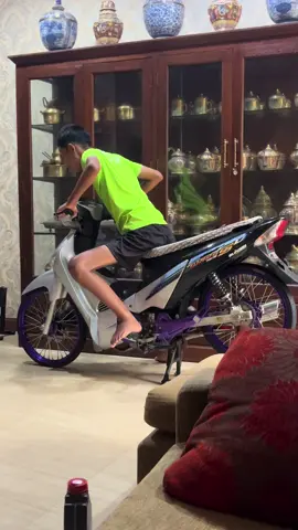 #4วาวล์ไทยแลน🇹🇭 