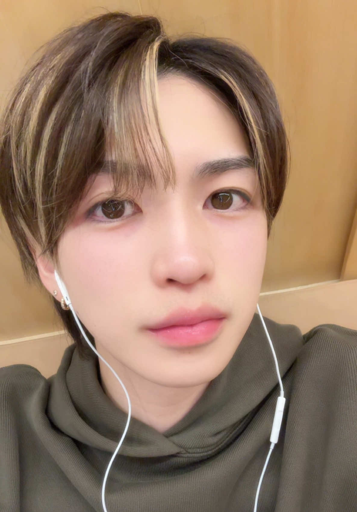 絶対狙って撮ってるって思われるけど、その通りです！！ よろしくお願いします🙇 #あざち