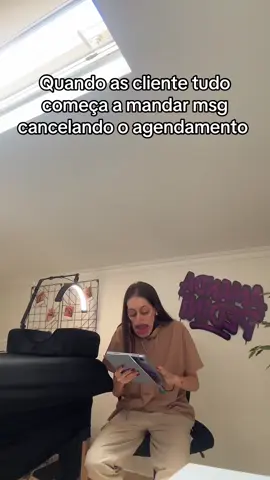 Parece que elas combina de cancelar tudo de uma vez 😅 Com vocês também é assim ?  #lashes #extensaodepestanas #cilios #lisboa #lashiniciante 