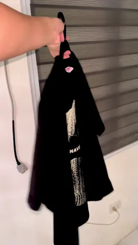 #unisextshirt #croppedshirt 