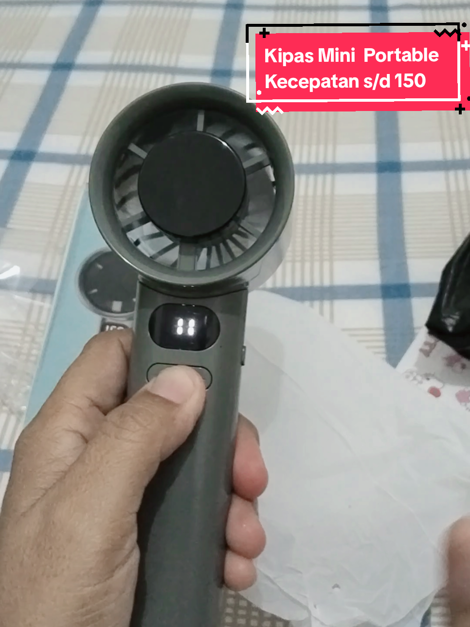 KING LUCKY Kipas Angin Mini Portable High-speed Mini Kipas Tangan 16500RPM Kipas Strong Wind 100 Gear Wind Digital Display Adjustable#kipasmini #kipasgenggam #gajiansale #cuantanpabatas 