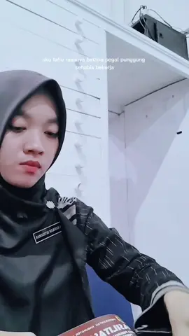 Tetaplah kerja keras, karena lagu hidup tenang walau tak punya uang itu HOAX #viral  #quotes  #wanitahebat  #kerja  #fyp