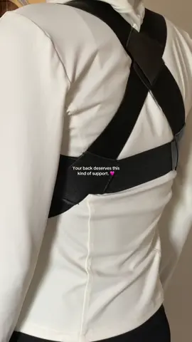 Tired of slouching all day? 😩  This large-support posture corrector from @SOLOEVER.SPORT.PH helps you stand tall and feel confident — whether at work, gym, or home.  #posturecorrection #posturecorrector #backsupport #backbrace #soloever 