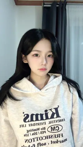 교복엔 역시 🤍#킴스후트티#킴스후트ᄐGirls @Kims Fresh Cotton Market 