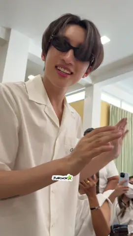 ชนหมัดก็พอพี่พูดผิดนิดเดียว 5555555555 #3rdMagentaAnniversary #Noeulnuttarat #MagentaBoy 