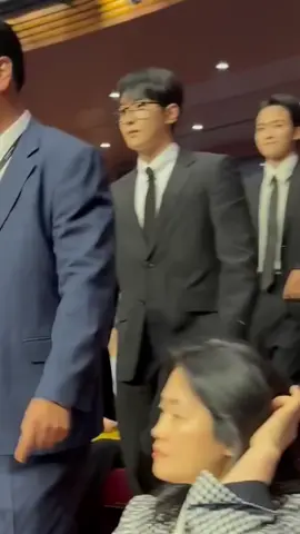 Ganteng banget banget huaaa😭😭😭 #jeonghan #wonwoo #seventeen 