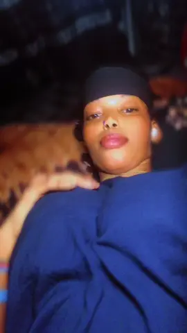 @mavio sigo🇦🇫🚩🇦🇱🇦🇴 @Mavio 