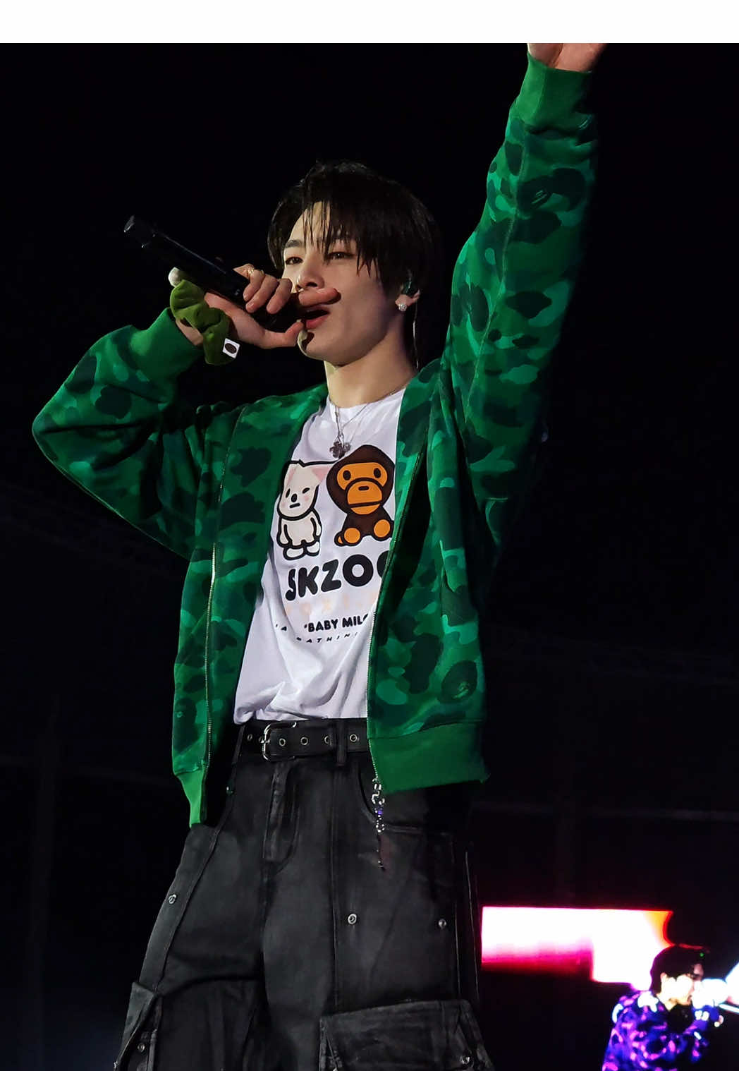 楽しそうにパフォーマンスしてるのも、最後花火見惚れてるのも愛おしい…🦊❣️ 📹 : my sister #straykids #스트레이키즈 #アイエン #아이엔 #dominate 