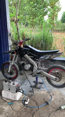 Vixion old ke dtraker #crfsupermoto #crf150l #vaporblasting 