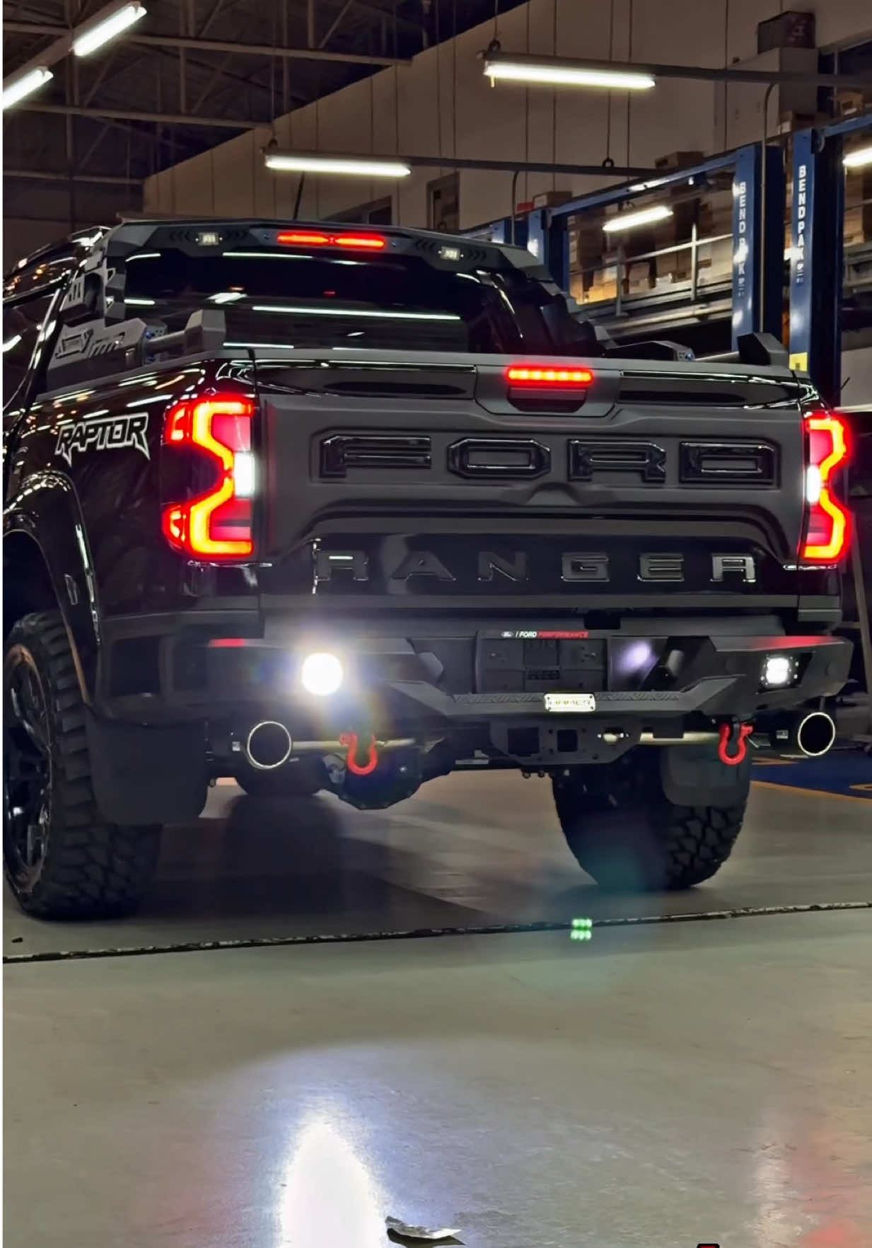 Ford Ranger XLS 4x2 6AT🖤 ค่าตัว 924,000.- ใส่ชุดแต่งVictor  สนใจโทร 065-0538854 #บอลฟอร์ดโปรโมชั่น  #ฟอร์ดออโต้แกลเลอรี่ปทุม #ford  #ฟอร์ด #โปรโมชั่นฟอร์ดป้ายแดง #ฟอร์ดแต่ง  #fordperformance #fordthailand #รถแต่ง  #ฟอร์ดปทุมธานี #ฟอร์ดเรนเจอร์ #ฟอร์ดออฟโรด  #ฟอร์ดป้ายแดง #outlander #hamer  #victor #คนรักฟอร์ด #tiktokรักรถ