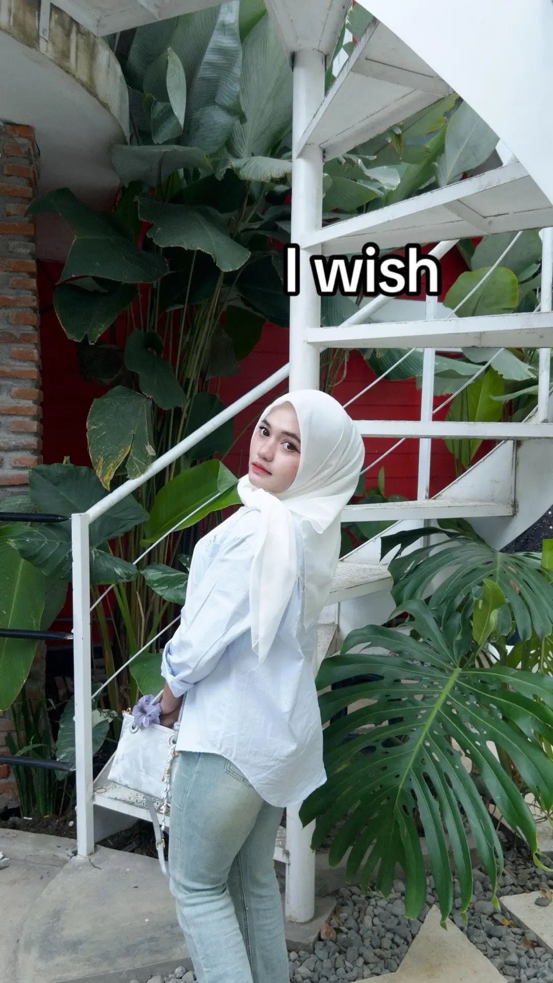 Aku bacanya sambil nangis. Sederhana tapi ga semua laki-laki bisa 🥹  #likee #fyyp #mood 