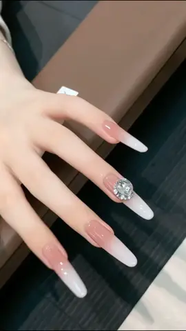 Hạ Mây Mi Nail  #hạmâyminail #nailxinh #nhữngmẫunailđẹp #dungcunailhot #xuhuongnails2025 