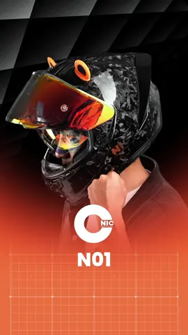Quá khác biệt khi thuần hóa được 1 con sport racing fullface N01 đậm nét thể thao chỉ bằng chút ít ngọt ngào từ phụ kiện tai gấu.  #nichelmets #fullfacecarbon #nonfullfacedophukien #nicn01 #nonfullfacekinham