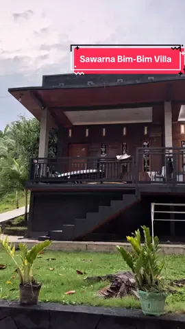 Villa 300 ribuan ? 10 menit jalan kaki ke tanjung layar beach ? Cobain ke sawarna bim-bim  Villa keluarga dengan view pantai yang cantik #fyp #sawarnabeach #pantaisawarna #viraltiktok #tanjunglayar 