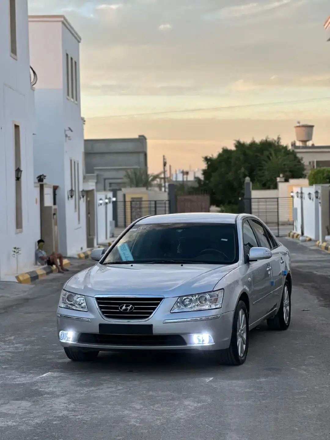 سوناتا 2009 اللهم بارك كيف واصله عيب لا ✔️✅️ الـنوع: HYUNDAI✔️✅ استراد كوريا🇰🇷 الفــئة : سوناتا ✔️✅ اللـون : رصاصي 🩶✅ داخليه : نظيفه الله ابارك ✅ سعـة المحـرك : 20 كاتينة حديد🔥✅ سـنة الصـنع : 2009✅ الحـالة : مُمتَــٰـازَة ✅ إستيــراد : كوريا🎖✅ المسافه المقطوعه 71 الف km المشي الاصلي باذن الله🏎️🏅 العيـوب : لا يوجـدْ عيب لا 💯✅  _____/ فل الا فتحه💎  تكييف🥶🥶 زوز مفاتيح شفط🔥 عداد المفتوح🏅  ديسكو الكبير 🛞 وغيرها موضح بصور ✅ نـاقل الحـركة : اوتوماتيك✅  نـوع الوقـود : بنزيــن - Gasoline⛽️ ✅   ملاحضهه/الكربون موجود الاصلي وبالكشف💎 التكييف شغال 🥶🥶✅ طـريقـة الدفـع : گـــاش - عيب لا قلب من ورشة ل 10 🥇🔥�ًًــــــــــــــــــــــــــ للإستفســار أگـــثــر ↘️⬇️↙️ المكان :طرابلس🇱🇾 رقـم الهـاتف:  📞📞📞0913464233