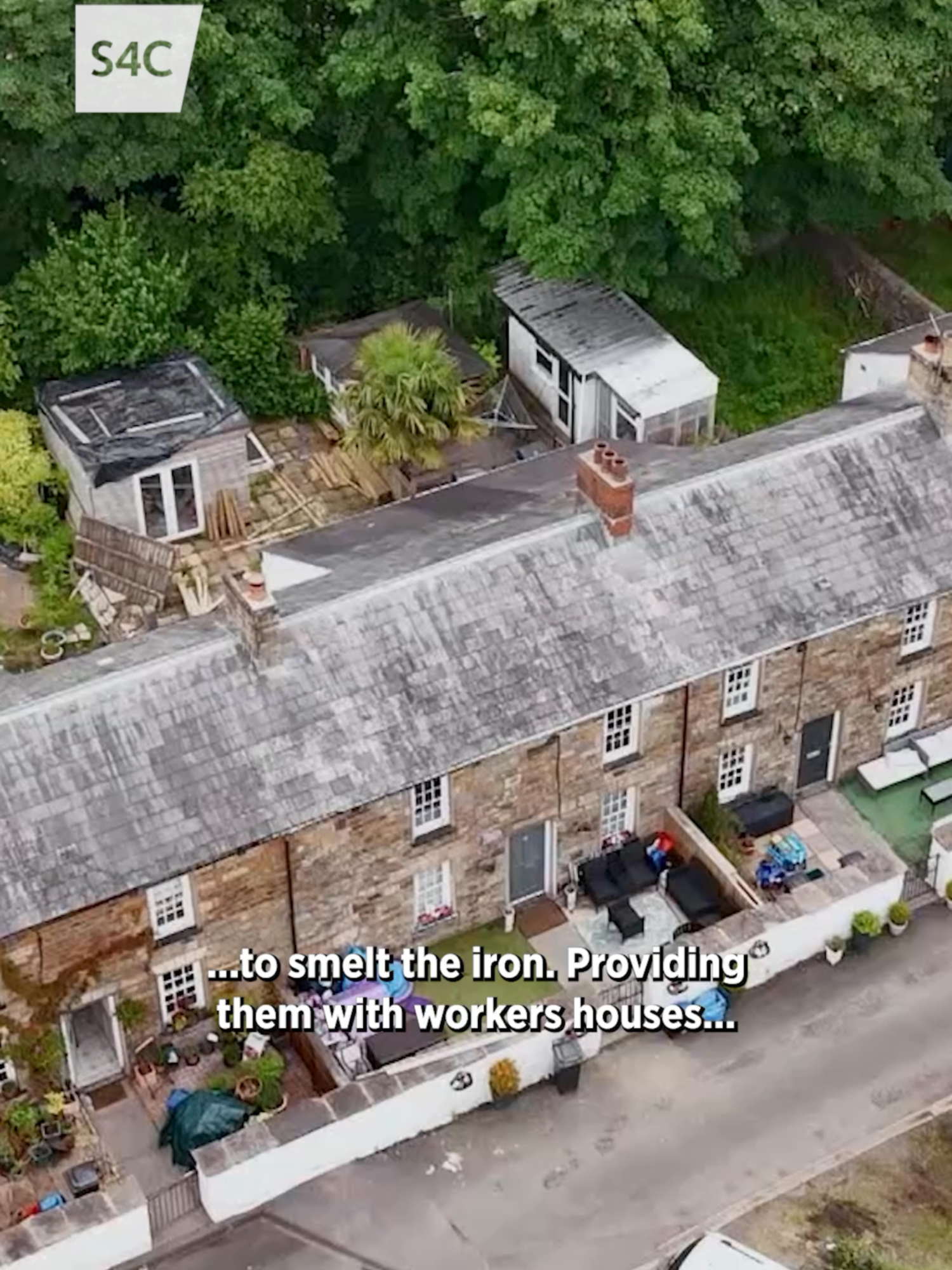 Hanes tai teras yn Merthyr 🏠 How to prevent your worker from being stolen? Offer them a house 🙂‍↕️ 🏡 Cartrefi Cymru ▶️ S4C Clic | BBC iPlayer
