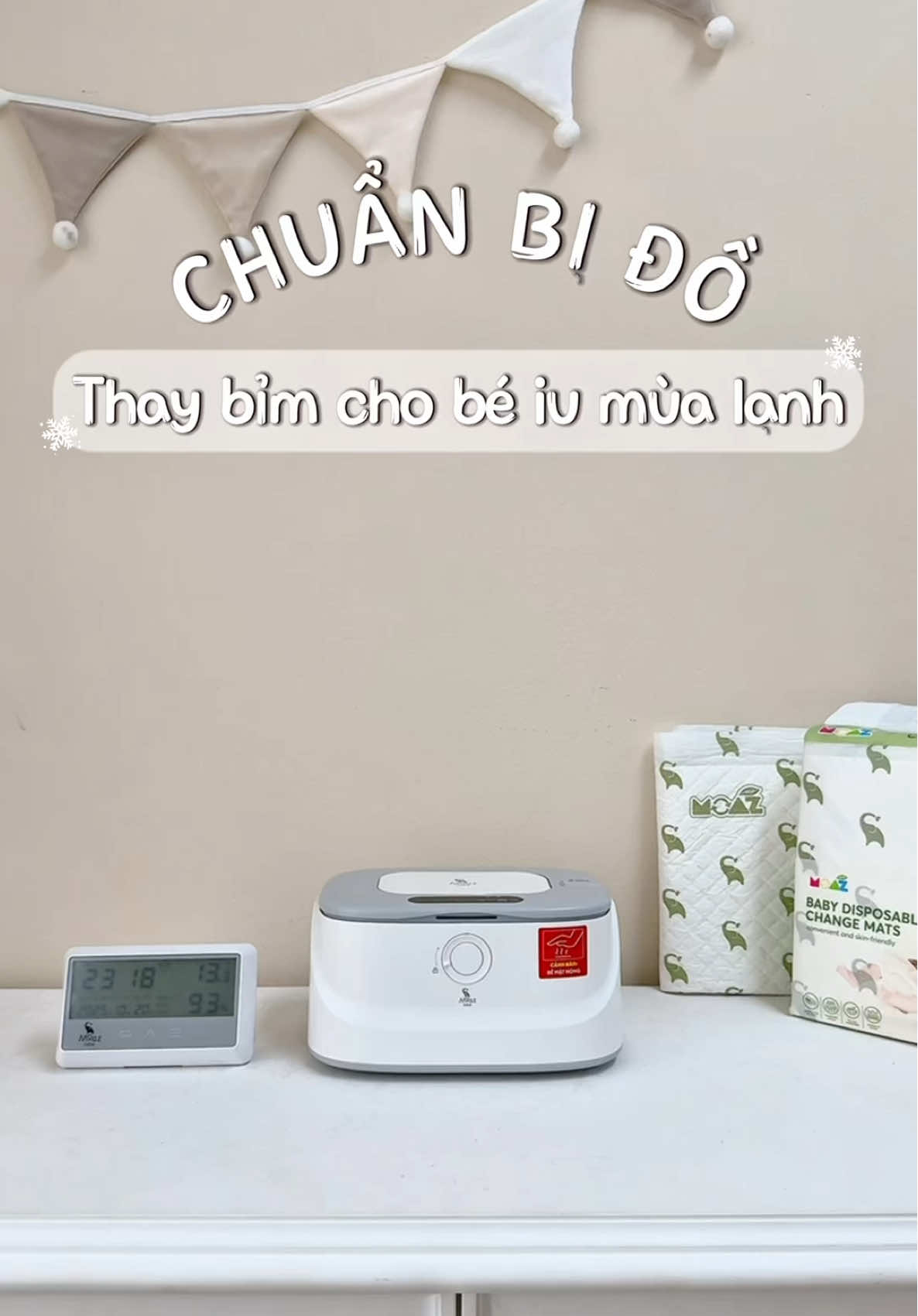 ❄️ Các mẹ đã chuẩn bị đồ thay bỉm cho con mùa gió lạnh chưa ạ 👶🏻🌙 Từ khi dùng mấy cái máy này là đêm elm đỡ phải lọ mọ đấy các mom ạ #monniekids #reviewbimsua #mevabe #maylamamkhanuot #moazbebe 