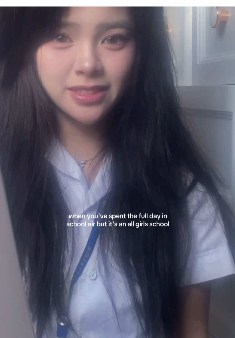 mahal kita somuch issy setting spray #igarimakeup 