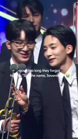 Jeonghan and Wonwoo today! Congratulations, Seventeen!  Presidential Commendation Awardee 16th Korea Poular Culture and Awards  #seventeen #svt #wonwoo #jeonghan 