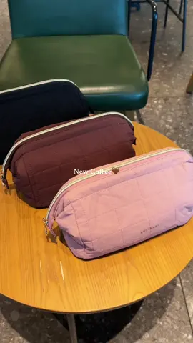 Girls who like brown must buy this cost-effective cosmetic bag🤩#bagsmart #bagsmartmy #begkosmetik #makeupbag 