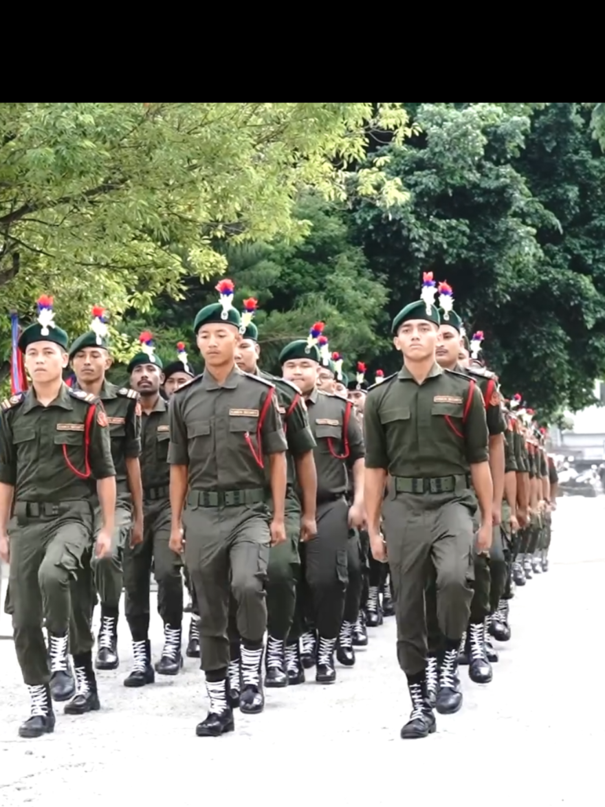 दुर्गा प्रसाईँका सेनाले तिहारपछि महाआन्दोलन चर्काउने। राष्ट्रिय झण्डा र जेन्जी झण्डा सलामी अर्पण । #devkhatri#trending#durgaprasai#viral#khatridev