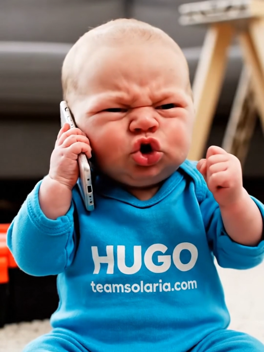 Bébé Chloé vide le compte de bébé Hugo #baby #foryoupagе #live #humour #france 