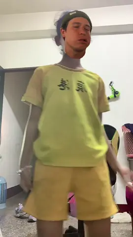 今天去打疫苗，大部分沒什麼人哭