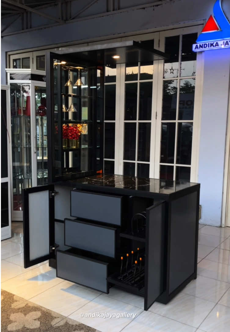 Mini Bar ukuran 120x185cm  #minibar #aluminium #fyp #kaca #kitchenset 