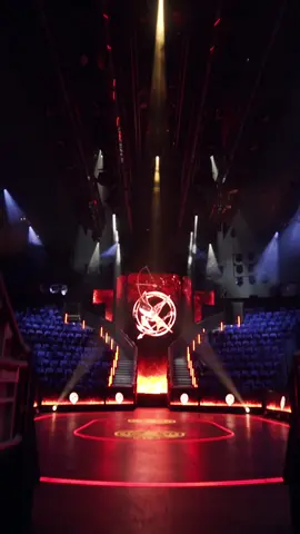 Preview performances have begun. The world will be watching, will you? #TheHungerGamesOnStage #TheHungerGames #londontheatre 