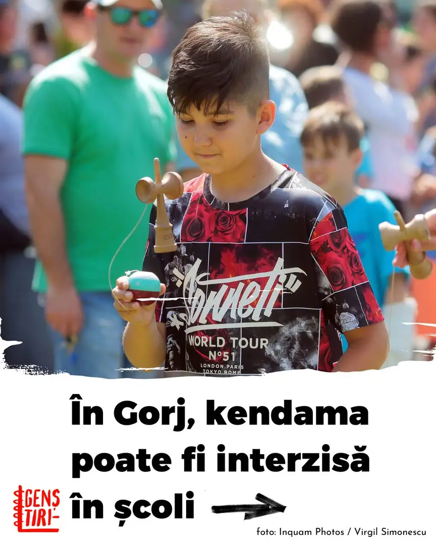 Inspectorului general al Inspectoratului Școlar Județean (ISJ) Gorj, Marian Staicu, a anunțat că recomandă interzicerea kendamei în școli. El a precizat că decizia finală va rămâne la latitudinea directorilor, purtând sau nu să adauge interdicția ca o masură în regulamentul de ordine interioară specifică fiecărei instituții. Am contactat mai multe școli din Târgu Jiu pentru a afla dacă au luat o astfel de decizie. Autor: Teodor-Mihai Popescu Sprijinul Comisiei Europene pentru realizarea acestei publicații nu constituie o aprobare a conținutului, care reflectă doar punctul de vedere al autorilor, iar Agenția Națională și Comisia nu pot fi făcute responsabile pentru nicio utilizare a informațiilor conținute aici. #Genștiri #tineri #știri