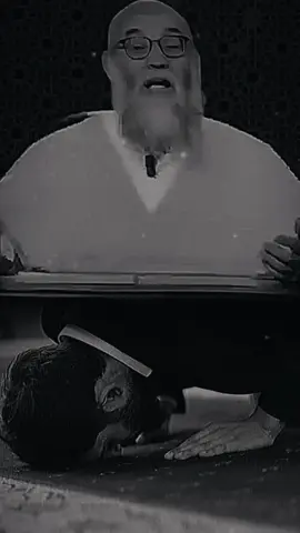 ولله العزه ولرسوله و للمؤمنين ولكن المنافقين لا يعلمون  . #الشيخ_محمد_قورين  #سجود #الجزاير_المغرب_تونس  #viral #explorepage✨ 