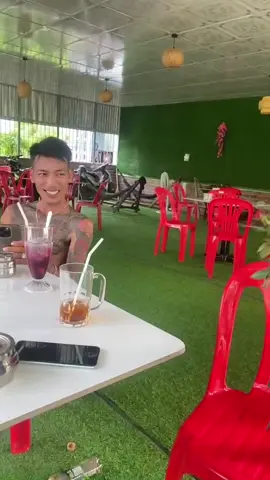 20/10 ko có bồ làm trò khùng nè 😂 #vieodeogiaitri #xuhướng #xuhứớngtiktok 