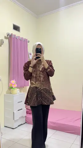 Cakep banget motifnya🤎 #Batik #rekomendasibatik #batikwanita 