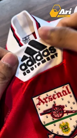 𝒂𝒅𝒊𝒅𝒂𝒔 𝑨𝒓𝒔𝒆𝒏𝒂𝒍 𝟏𝟗𝟗𝟐/𝟏𝟗𝟗𝟒 𝑯𝒐𝒎𝒆 𝑹𝒆𝒕𝒓𝒐 𝑱𝒆𝒓𝒔𝒆𝒚 🔈💥  วางจำหน่ายที่ร้านอาริ ฟุตบอล และช่องทางออนไลน์ : (Link in bio) #AriFootball #FootballForAll #ฟุตบอลของทุกคน