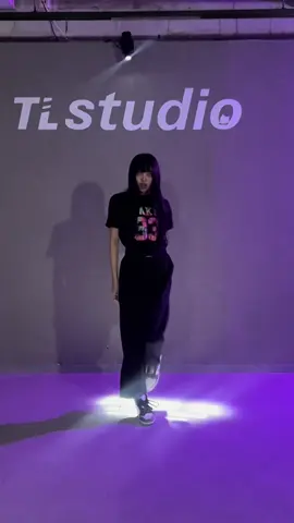 Dua Lipa&BLACKPINK-KISS and Make Up Choreography:Me #dualipa #blackpink #kissandmakeup #dance #amanechoreography 