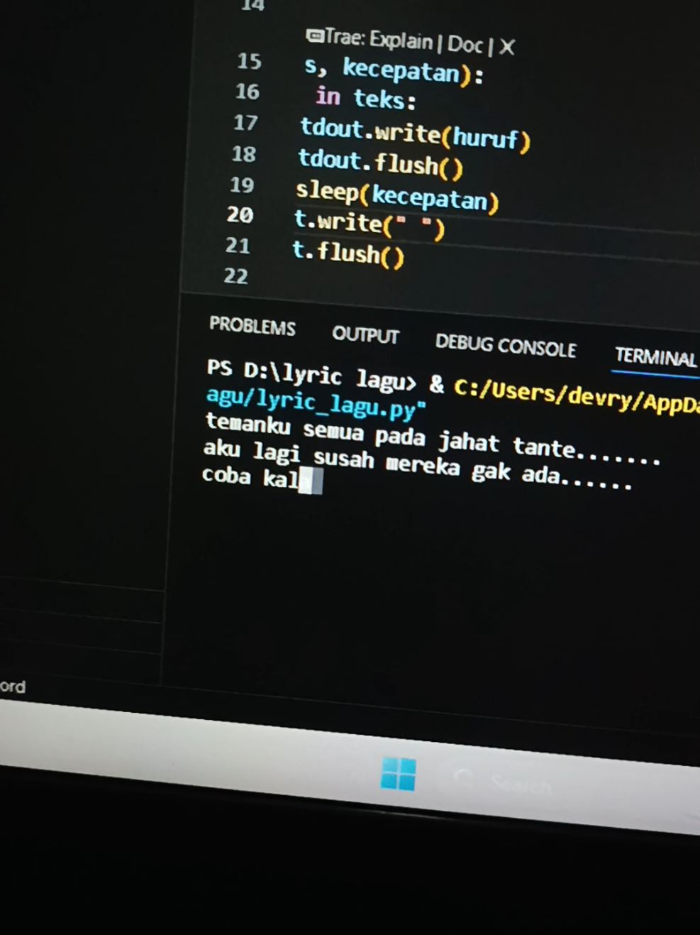 Anak it ketika gabut  #python #BelajarCoding  #programming 