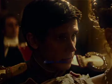 — с днём рождения меня!! 23 октября 1795 года — родился декабрист Сергей Иванович Муравьёв-Апостол. я разделяю этот день с Сергеем Ивановичем... незримой нашими очами нитью, связывающей с прошлым. моя нить протянулась через 212 лет и соединила меня с человеком, чью судьбу и убеждения я так глубоко чувствую. [ #сергеймуравьёвапостол ] ;; Je passerai sur cette terre Toujours reveur et solitaire, Sans que personne m'aie connu. Ce n est qu'a la fin de ma sarriere Que par un grand trait de lumiere On verra ce qu'on a perdu. — Земным путём пойти до срока, Медлительно и одиноко, Неузнаваемым при свете дня, — Но там, где небо тьмой одето, В конце пути по вспышке света Вы опознаете меня. — 1823 #СОЮЗСПАСЕНИЯ || #декабристы #сергеймуравьевапостол #союзспасениявремягнева #kiruha_aldain #recommendations #happybirthdaytome 