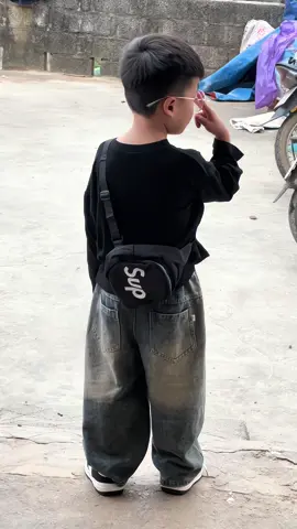 Quần jean lên dáng siêu đẹp cho bé các mẹ ơi #review #trending #quansuong #quanjean #jean 