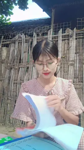 #စာကျက်ပြီးသကာလ #ရူးသွားပြီ #အပျော်သဘောဖြင့်သာ #ချစ်စရာလေးမလား🙈 #ချစ်တဲ့စိတ်လေးနဲ့ကြည့်ပေးပါနော်😘😘😘😘 