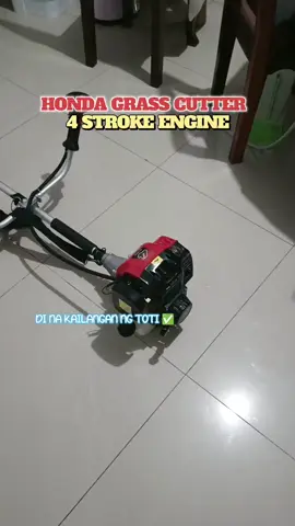 Honda grass cutter 4 stroke engine. hindi na kailangan ng toti #hondagrasscutter #honda4strokegrasscutter 
