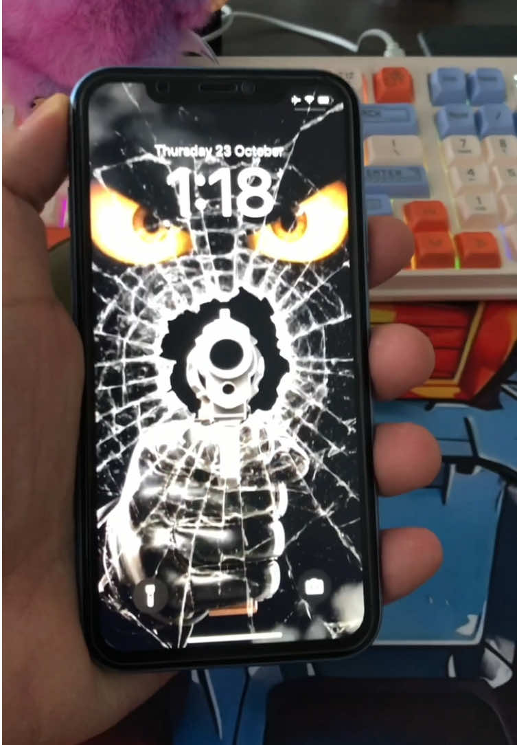 Live wallpaper blinking eyes holding a gun pointed at you free live wallpaper | cool wallpaper for you |2025wallpapers#capcutforus #capcut #capcutpioneer #MobileWallpaper#livewallpaper Applewallpaper,iOS,DynamicwallpaperLive wallpaper, live wallpaper,Wallpaper 4k, wallpaper for iphone eyes, live CapCut wallpaper,cool wallpaper, wallpaper 4k,eye live wallpaper in 4k,live wallpapers 4k 2025, wallpapers live 2025, fondos de pantalla iphone, livewallpaper for iphone,wallpaper engine iphone