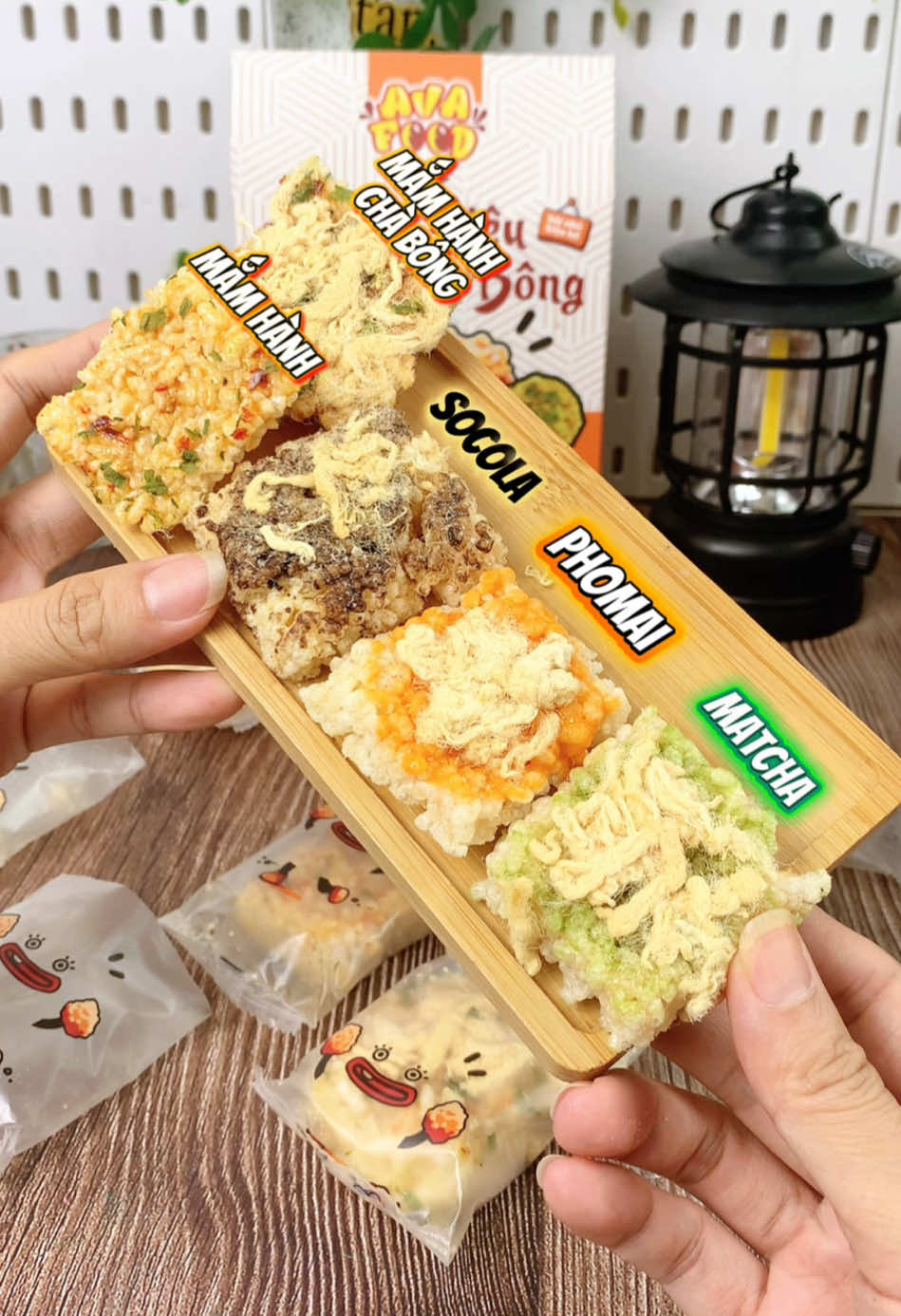 Cơm cháy Chà Bông Mix 5 vị giòn rụm mới lạ ăn là nghiền nha!✨👍✨👍✨🥰✨✨ #comchay #comchaychabong #avafood #saleluongve #chiendichnhasangtao 