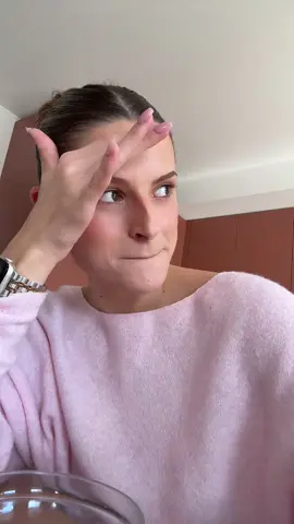 Quand tu as pas le temps et que ça fini en bol de céréales entre midi et deux 🥲 en vra je kiff et de base le bol était plus rempli mais comme j’ai dis j’ai pas le temps fallait vite que je mange ahah #girlsdinner 