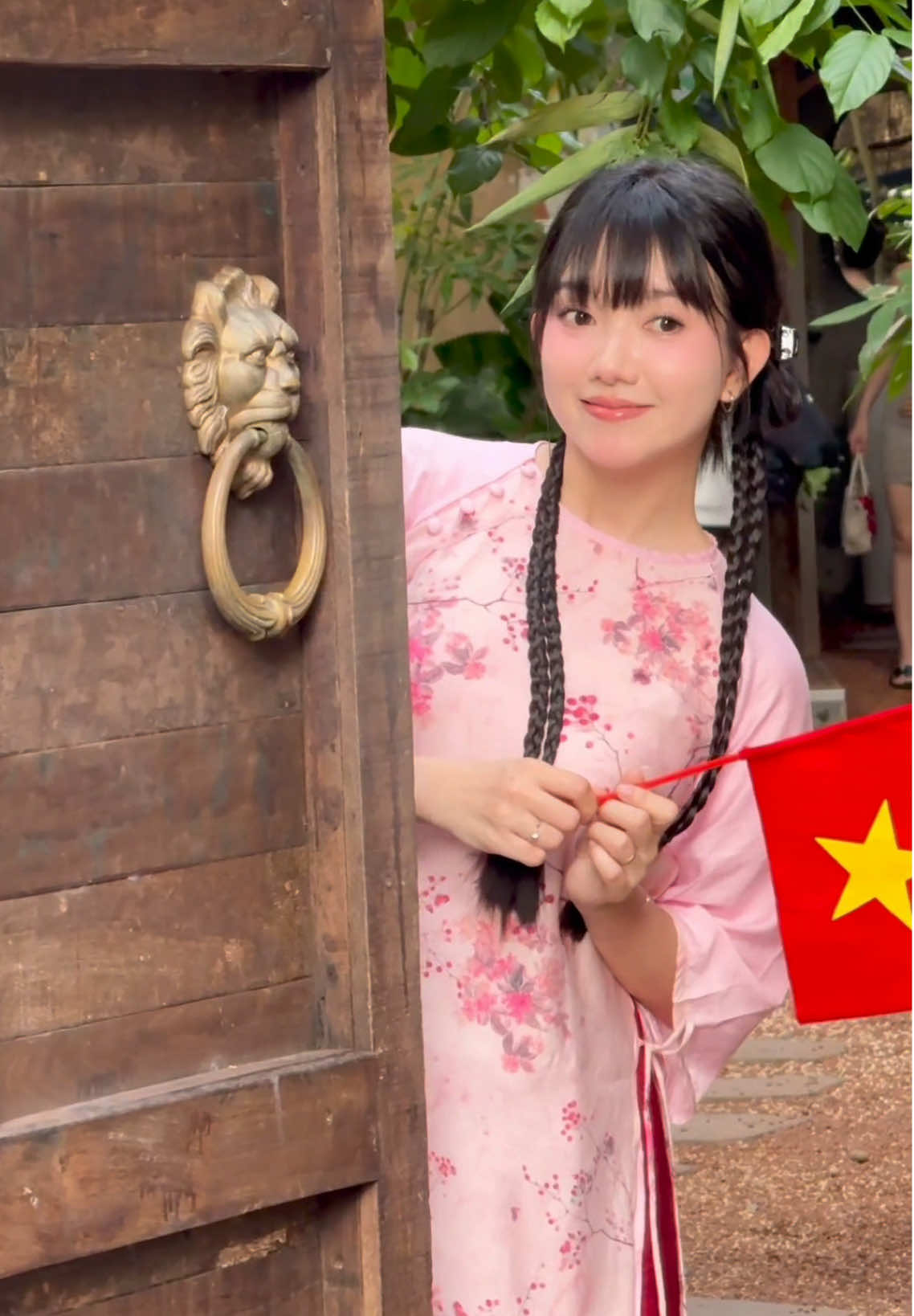 Xuân gì chưa, người yêu về tết gì chưa mấy bà 😗 #tiemanhchuthuat #tet #aodaitet #trendtet #thueaodai 