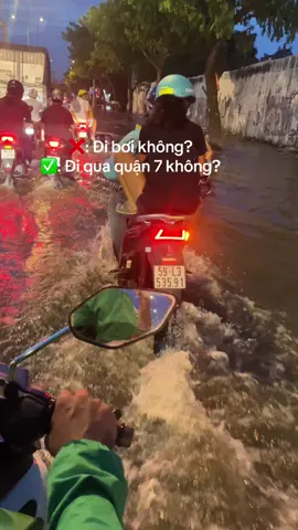 ta nói người nào người nấy ướt nhem 🥲 #nadidauday✨ #quan7 #quan7didau #saigon #ngập 