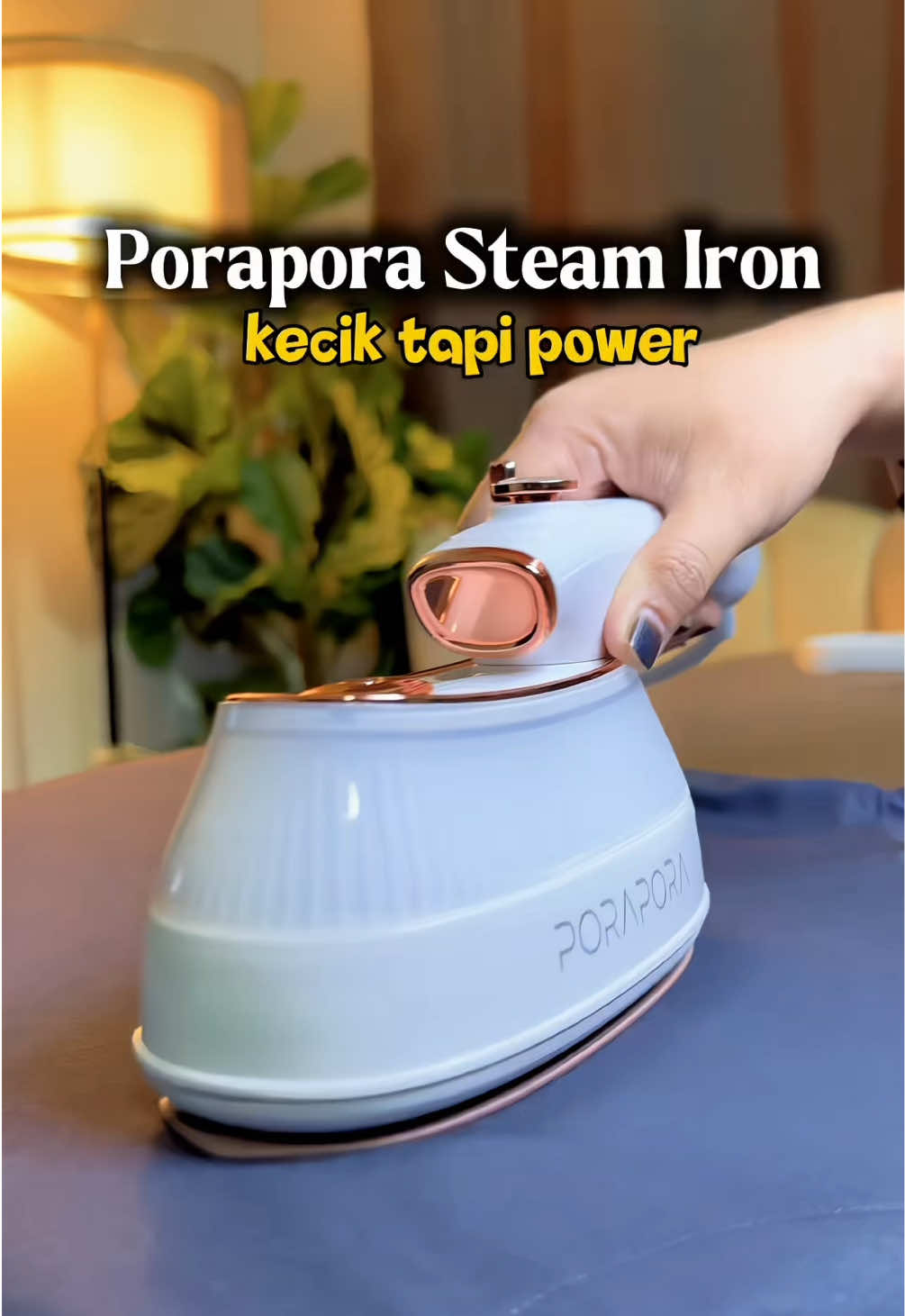 Kedut hilang sekelip mata. Steam iron ni kecil tapi power. #steamiron #ironsteamer #traveliron #irontravel #ironbaju 