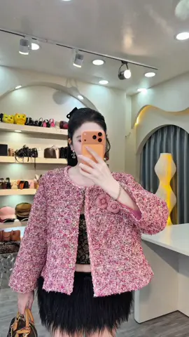 #trending #thoitrangnu #xuhuongtiktok #moingaymotoutfit #xuhuong 