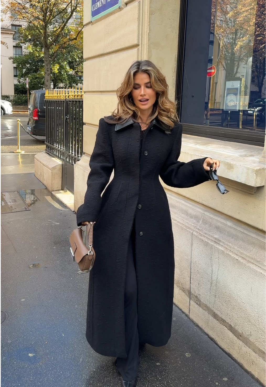 Outfit Check in Paris 🇫🇷 #outfitideas #outfit 