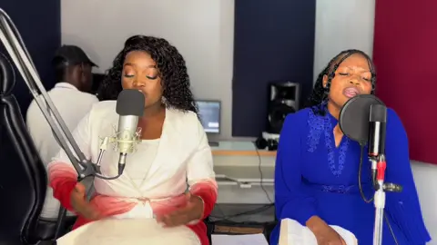 Minister @Gracious Betty  Sithole and Caroline David leading us in an atmosphere-shifting, mountain-moving time of worship and exaltation to the lord.🔥🔥 We honored the name of the one who gives life and who gathered us together for His glory.Join our Worship Sessions as Women of Redemption🙌🏻🙌🏻 #worship#womenofRedemption#Jesuseliveshere#Love